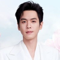 张若昀