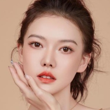 杨芷晴