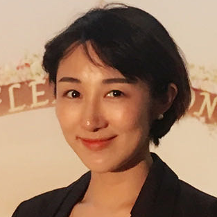 张莹