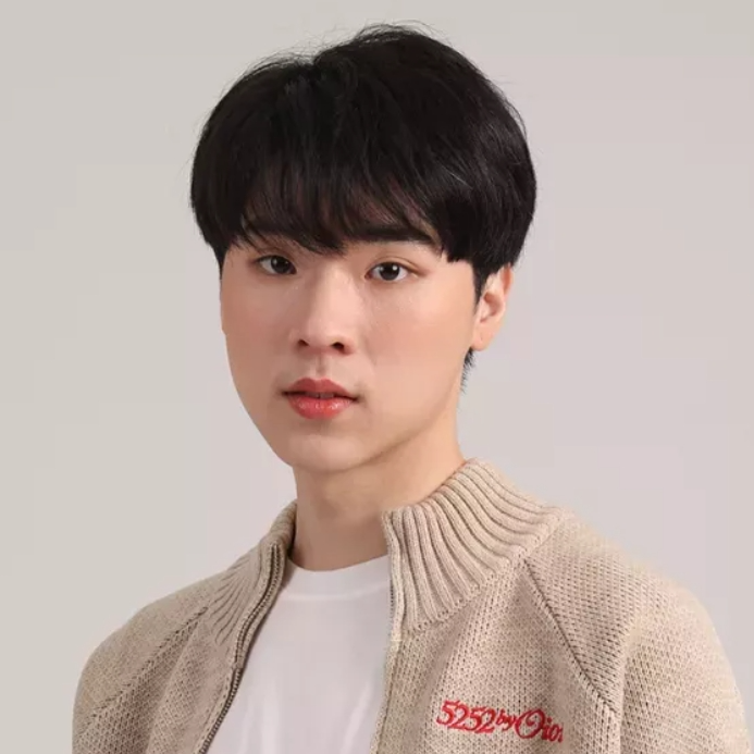 ธาราธร พุ่มโพธิงาม