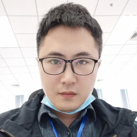 张坤