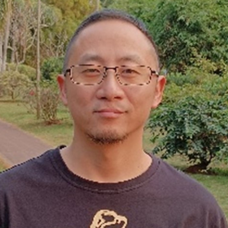 龙振宇