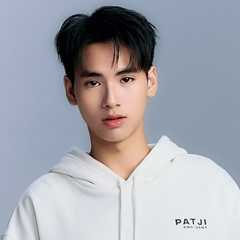 แพทจิ จิรชาติ บุษปวนิช