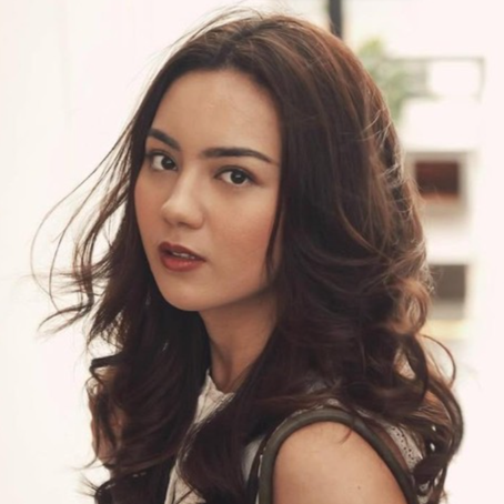 Ersya Aurelia