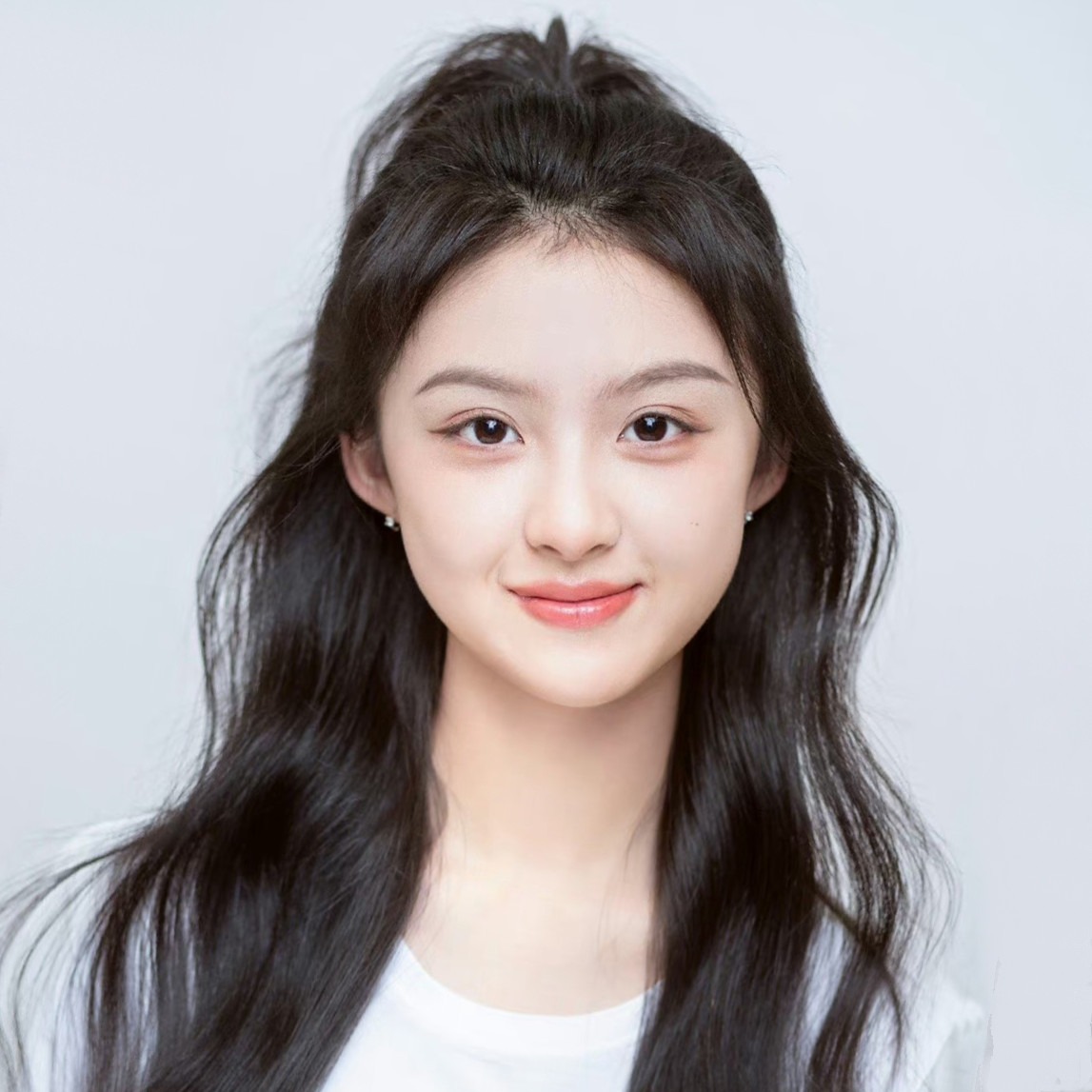 周漾玥