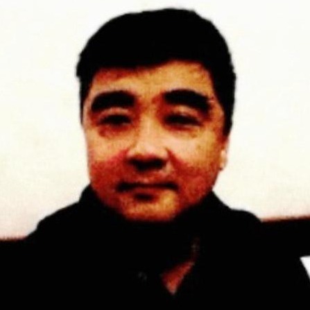 苏霆