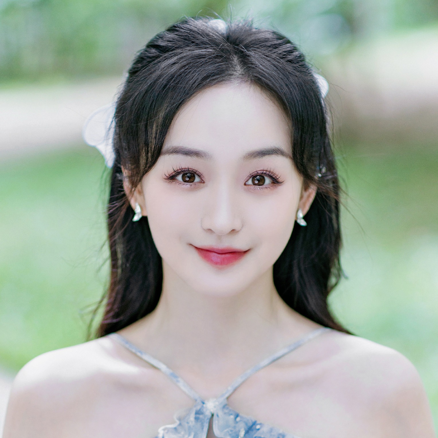 何泓姗