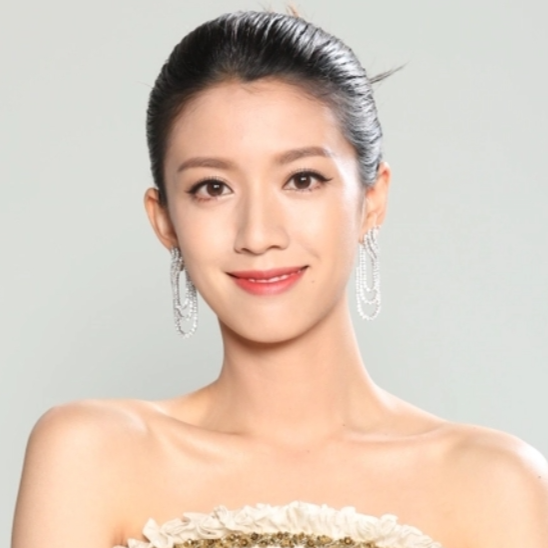 蔡思贝