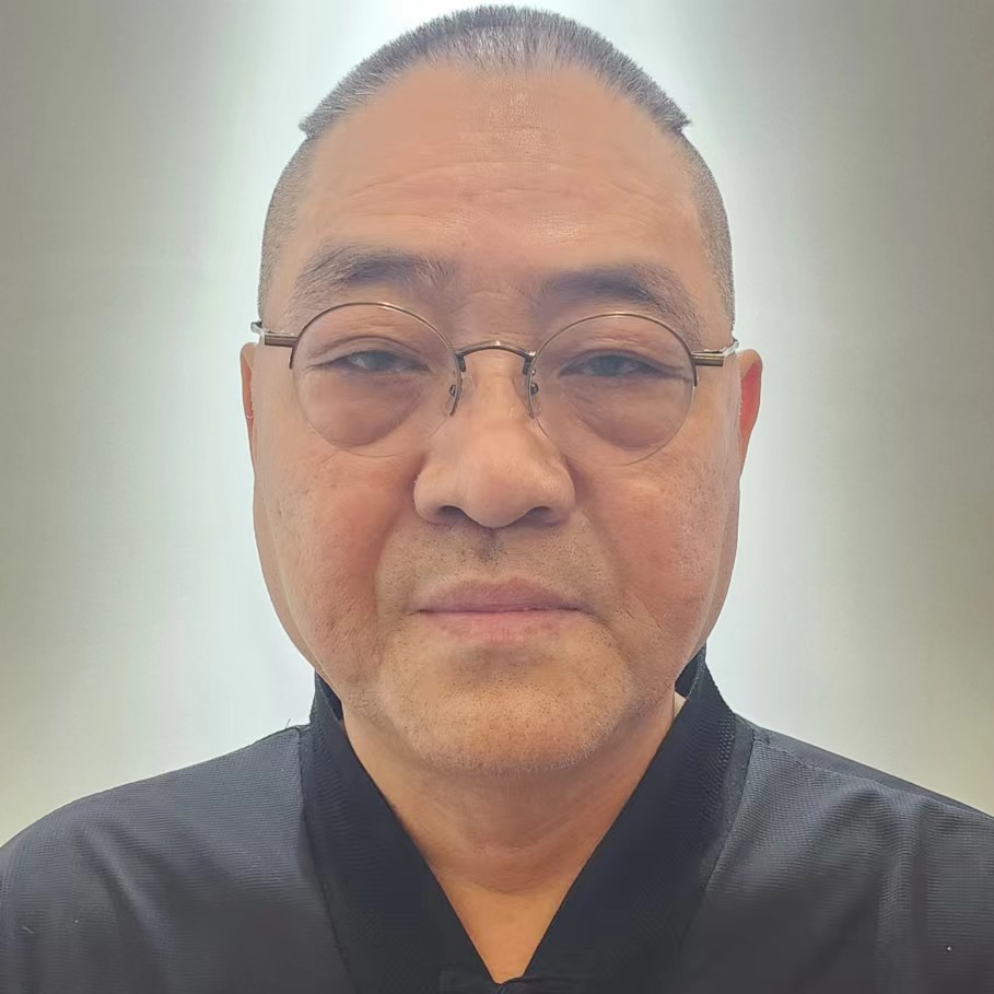 何铁红