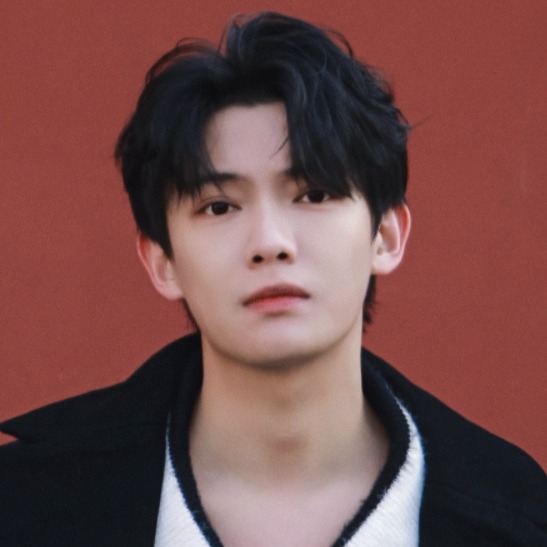 李逸男