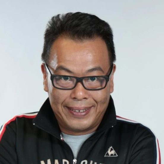 李文龙