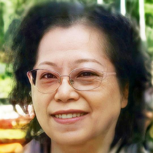 杨曼丽
