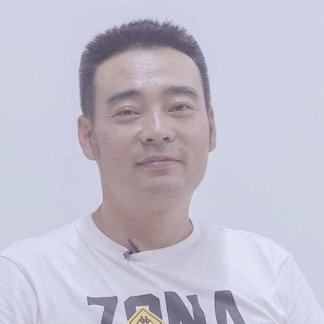 白云默