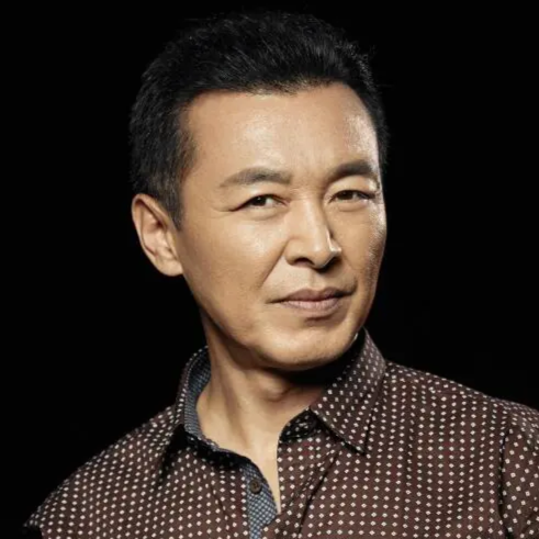 王强