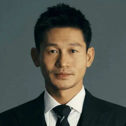 余皑磊